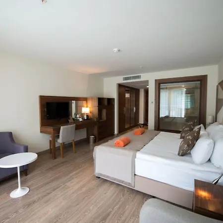 Nirvana Mediterranean Excellence Complex 5*