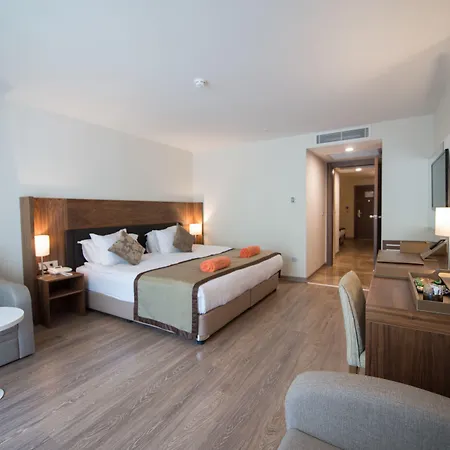 Nirvana Mediterranean Excellence 5*