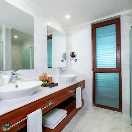 리조트 Nirvana Mediterranean Excellence 벨디비