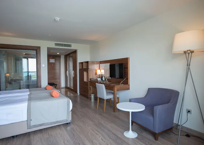 Nirvana Mediterranean Excellence 5*