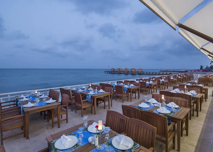 Nirvana Mediterranean Excellence 度假村